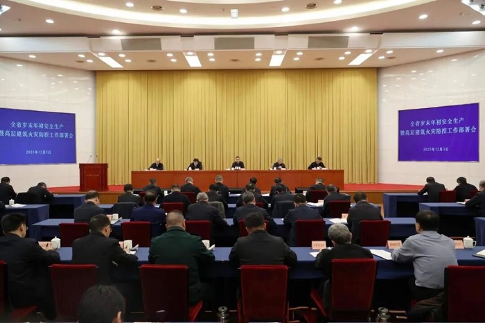 1764813190131863.jpg 640.jpg