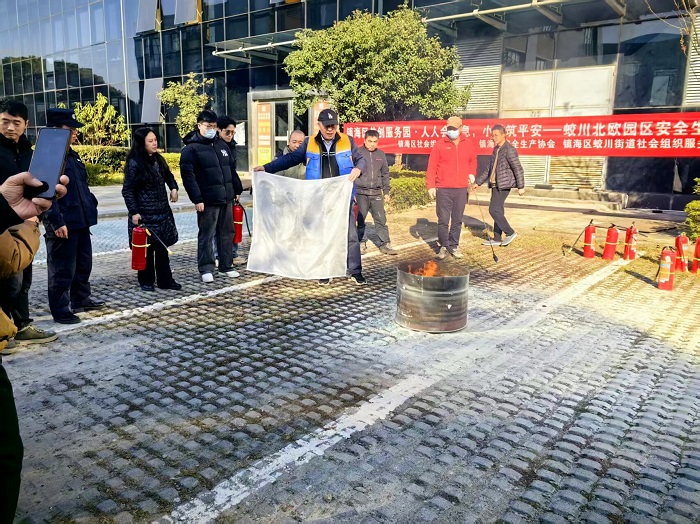 1764910875478370.jpg 4.jpg